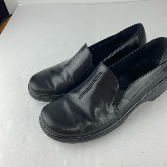 Clarks Womens 8.5 Black Leather Grasp Chime Slip On Comfort Shoe - Picture 3 of 6